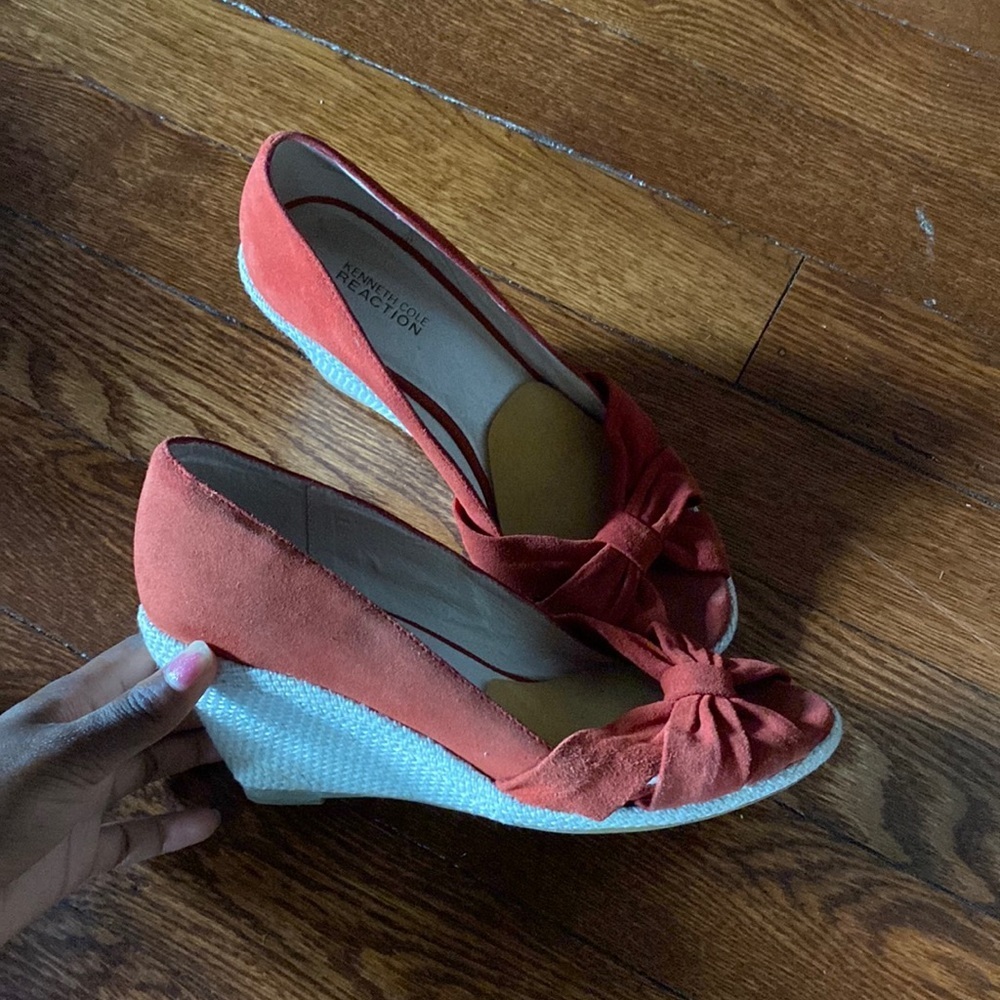 Kenneth Cole Reaction Wedges SIZE 7.5